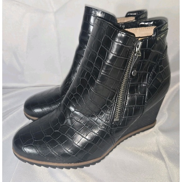 Naturalizer Shoes - Naturalizer SOUL Women's Haley Croc Black Wedge Boots Sz 7.5W